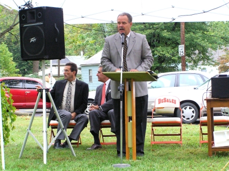 Larry Mitchum '71, alumni president